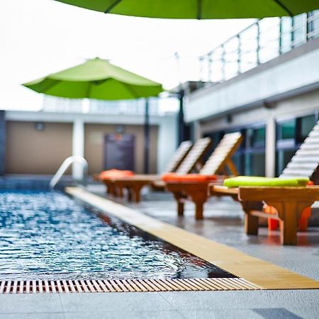 เดอะ พลิมเพลซ โฮเทล Hotel กรุงเทพมหานคร ภายนอก รูปภาพ