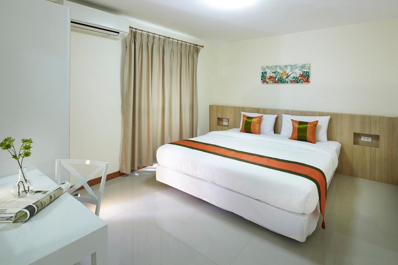 เดอะ พลิมเพลซ โฮเทล Hotel กรุงเทพมหานคร ภายนอก รูปภาพ