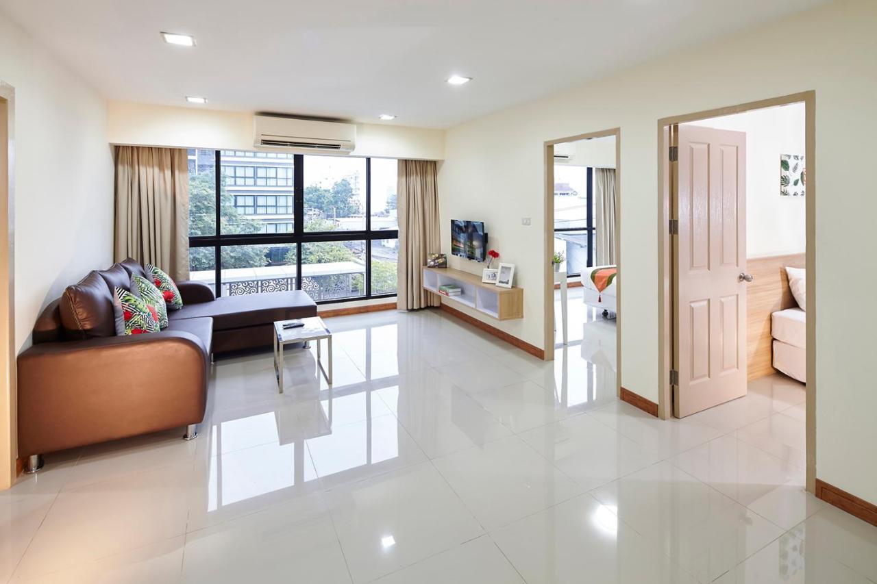 เดอะ พลิมเพลซ โฮเทล Hotel กรุงเทพมหานคร ภายนอก รูปภาพ