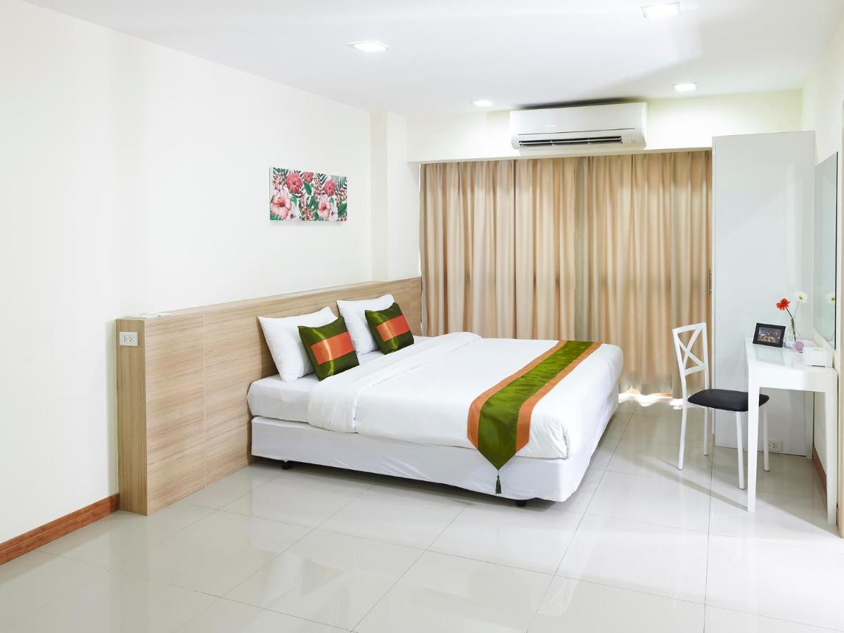 เดอะ พลิมเพลซ โฮเทล Hotel กรุงเทพมหานคร ภายนอก รูปภาพ