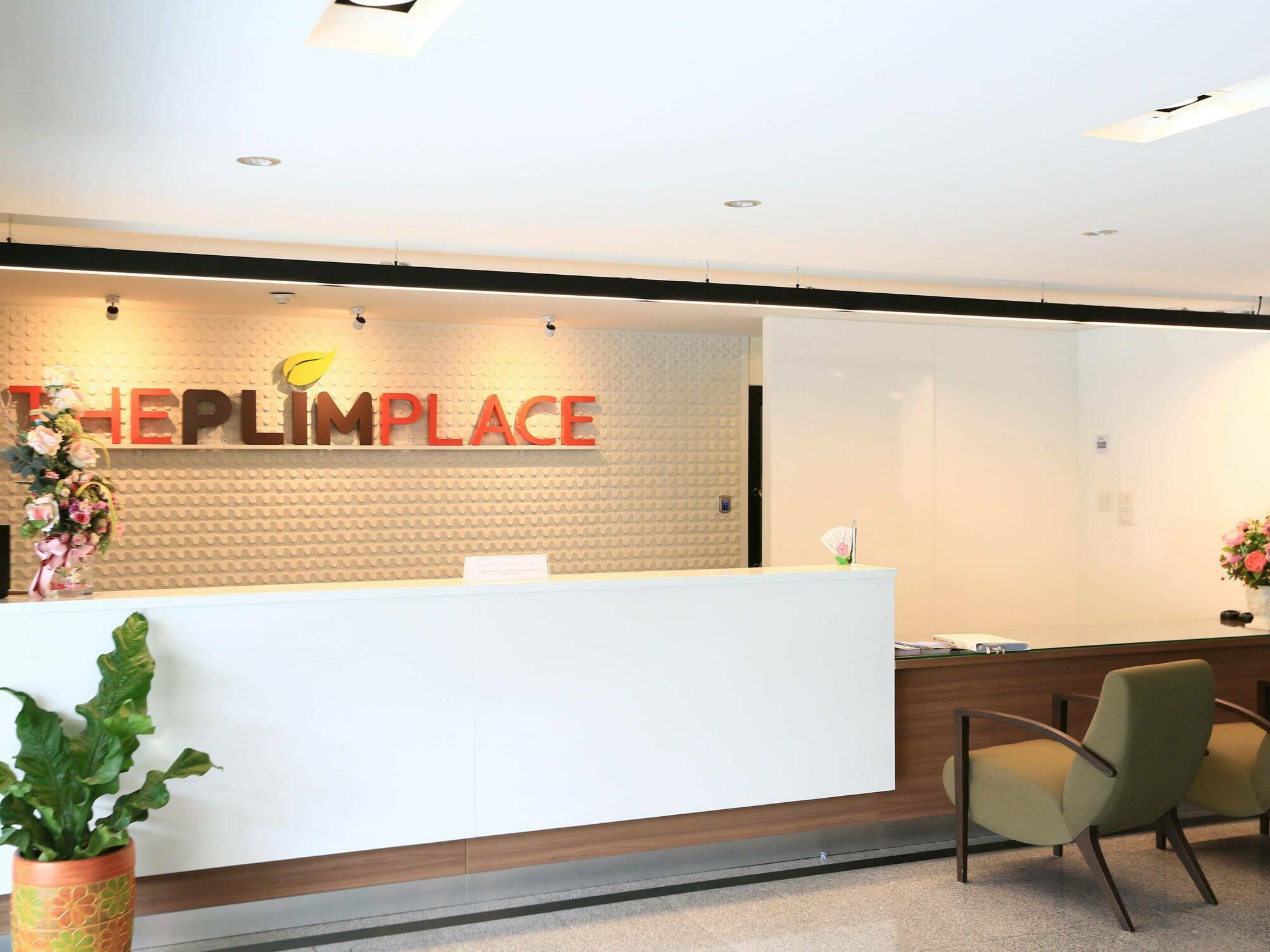 เดอะ พลิมเพลซ โฮเทล Hotel กรุงเทพมหานคร ภายนอก รูปภาพ